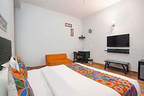 Fabhotel Vraj Inn