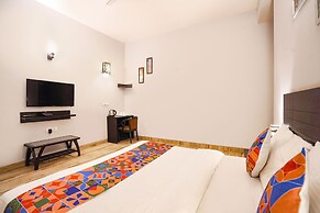 Fabhotel Vraj Inn