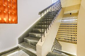 Fabexpress Royal Inn