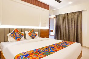 Fabhotel Majestic Inn