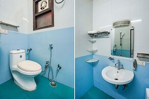 Fabhotel Rivlet Premium