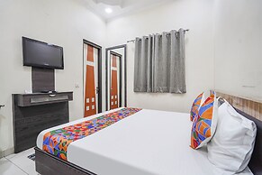 Fabhotel Rivlet Premium