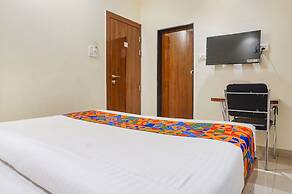 Fabhotel Phoenix Inn