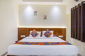 Fabhotel Phoenix Inn