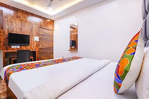 Fabhotel Limras Palace