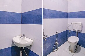 Fabhotel Limras Palace