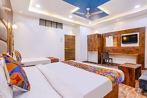 Fabhotel Limras Palace