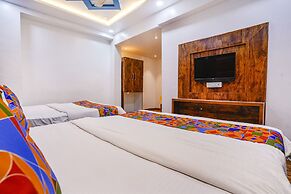 Fabhotel Limras Palace