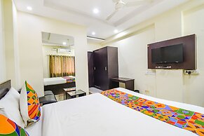 Fabhotel Tals Hitech