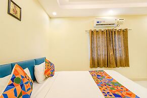 Fabhotel Tals Hitech