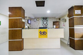 Fabhotel Tals Hitech