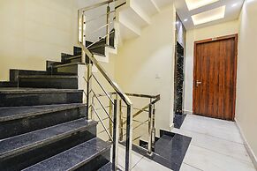 Fabhotel Dm Residency