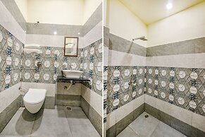 Fabhotel Dm Residency