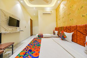 Fabhotel Dm Residency