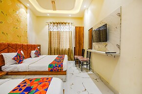 Fabhotel Dm Residency