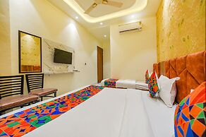 Fabhotel Dm Residency