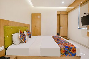 Fabhotel Silver Cloud