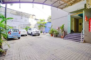 Fabhotel Silver Cloud