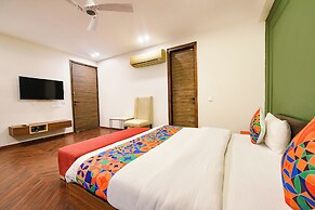 Fabhotel Micasa