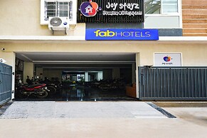 Fabhotel Joy Stayz