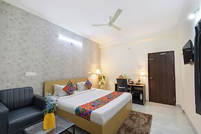 Fabhotel Joy Stayz