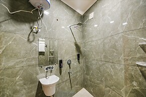 Fabhotel Alpine Tree