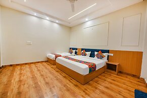 Fabhotel Alpine Tree