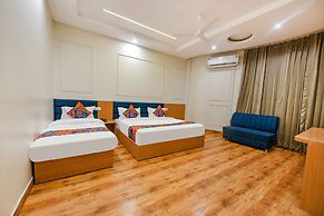 Fabhotel Alpine Tree