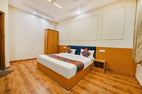 Fabhotel Alpine Tree