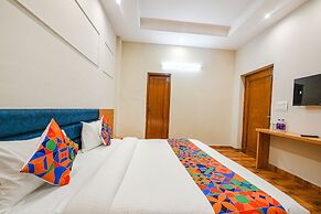 Fabhotel Alpine Tree