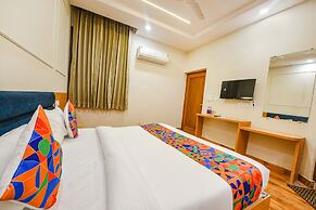 Fabhotel Alpine Tree