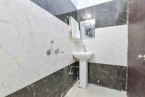 Fabhotel Shri Rk Residency