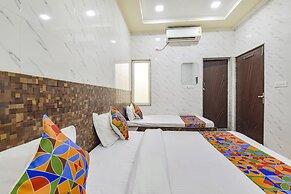 Fabhotel Maa Gayatri Sadan