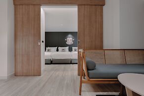 Blu Monkey Hub & Hotel Bangtao Beach Phuket