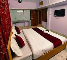 Goroomgo Rail View Guest House Puri