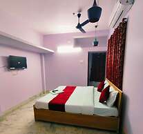 Goroomgo Rail View Guest House Puri