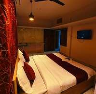 Goroomgo Rail View Guest House Puri