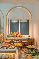 Anona Sunset Boutique