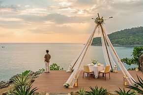 Anona Sunset Boutique