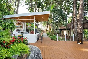 Anona Sunset Boutique