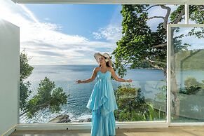 Anona Sunset Boutique