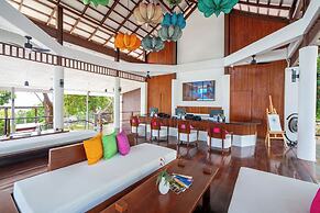 Anona Sunset Boutique