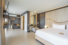 Anona Sunset Boutique