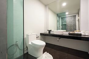 Anona Sunset Boutique