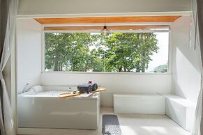 Anona Sunset Boutique