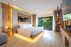 Anona Sunset Boutique