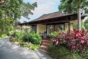 Anona Sunset Boutique