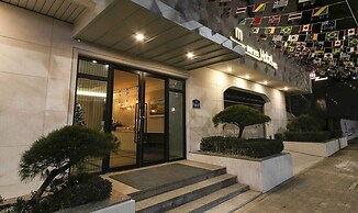 MZ HOTEL
