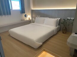 Orange Homestay