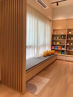 Orange Homestay